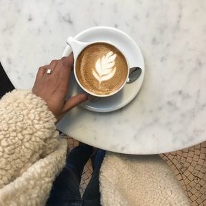 Meet your Posher, Raisa